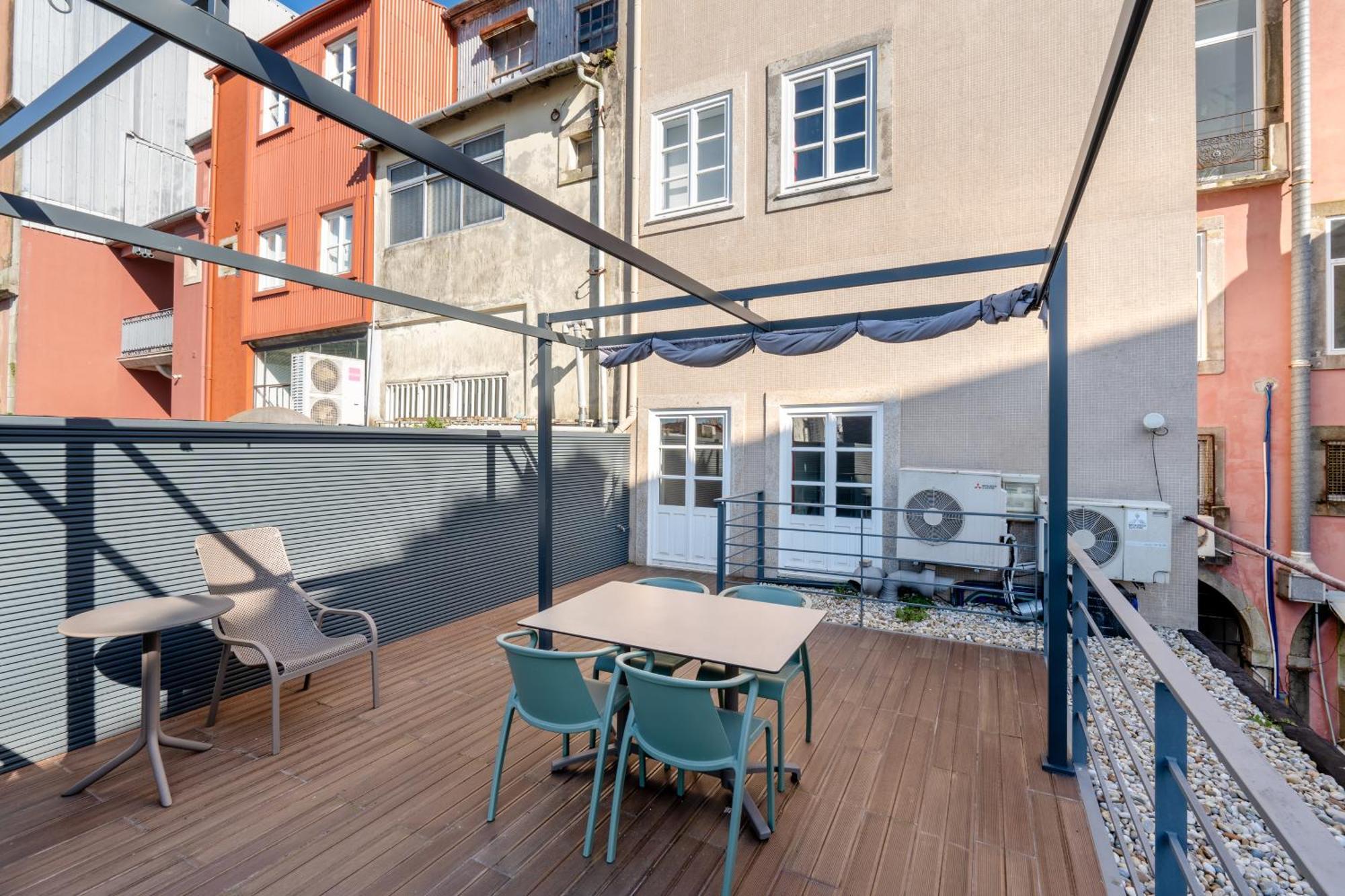 Viva 4 Suites Batalha Residence & Size Flats Batalha Porto Exterior photo