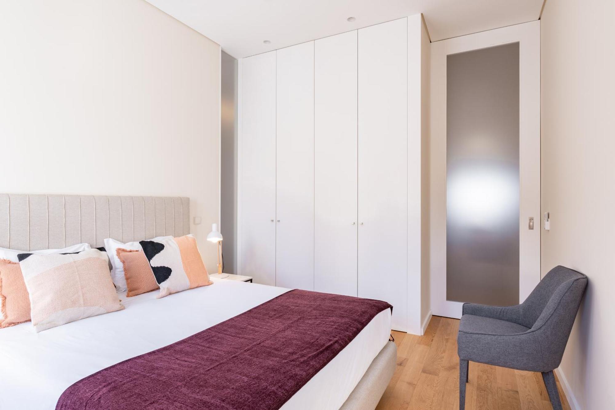Viva 4 Suites Batalha Residence & Size Flats Batalha Porto Exterior photo