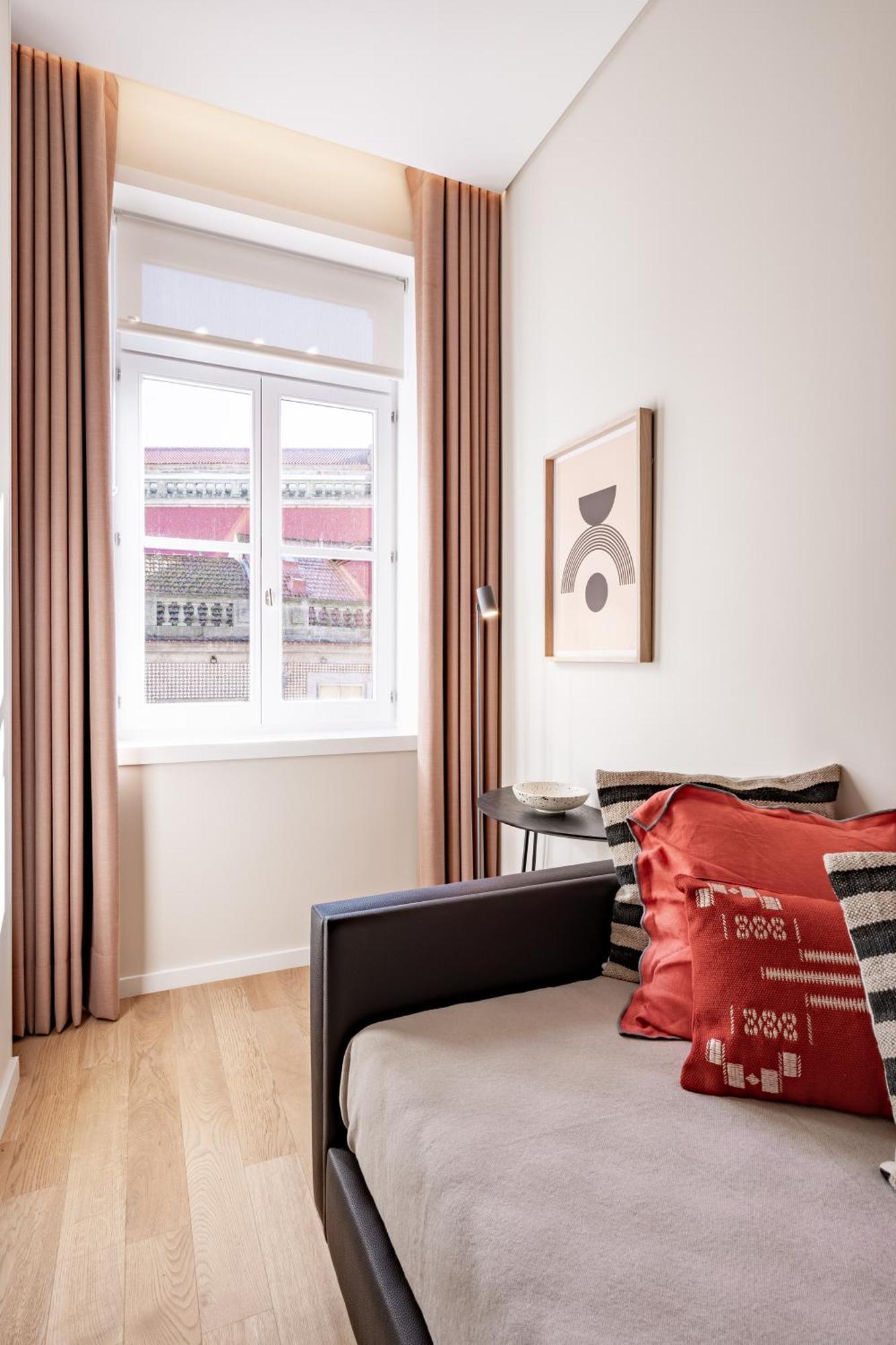 Viva 4 Suites Batalha Residence & Size Flats Batalha Porto Exterior photo